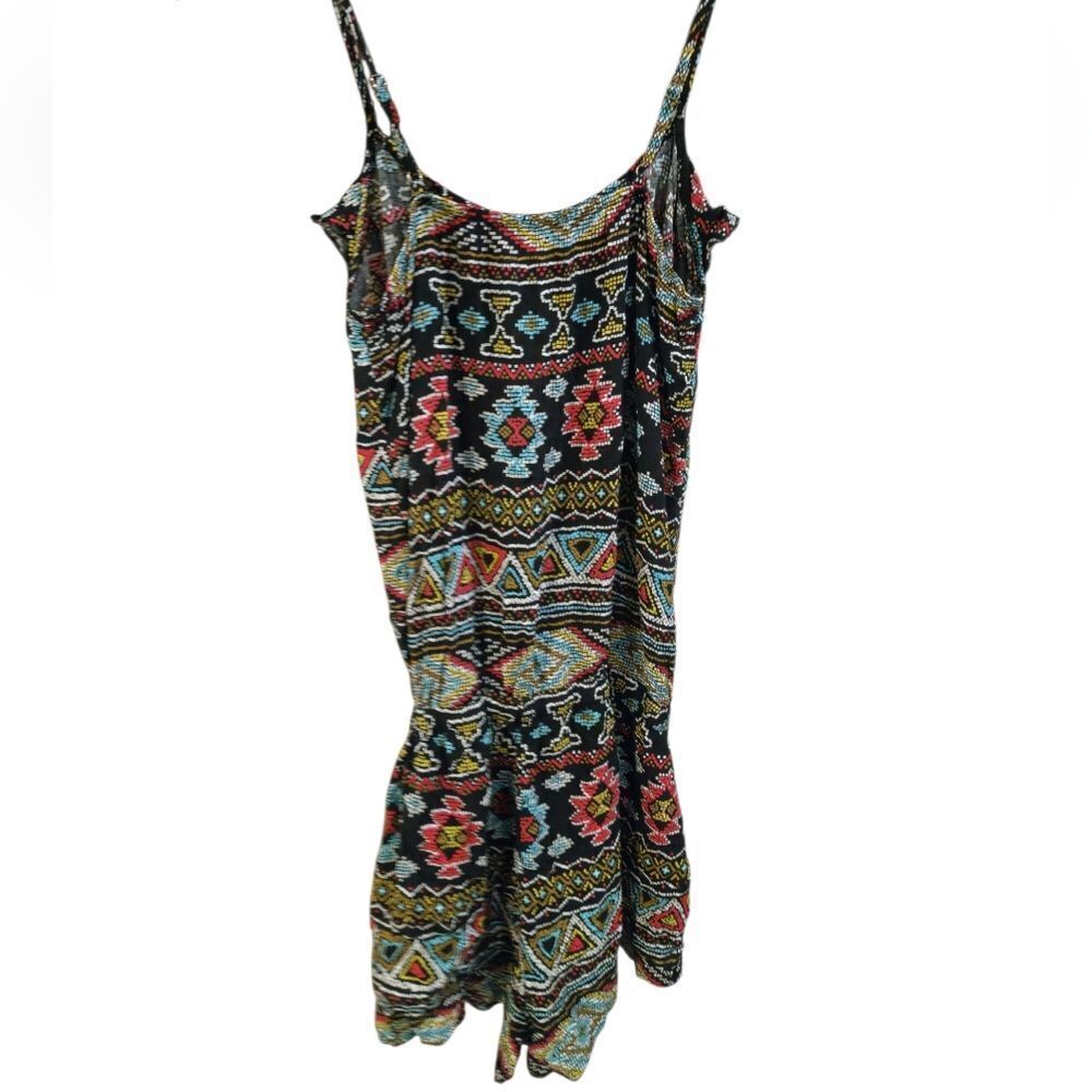 5/$25 Aztec printed Romper - Picture 4 of 4
